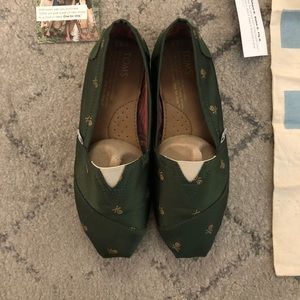 Toms x Neiman Marcus Olive Latimer Skull Slipon